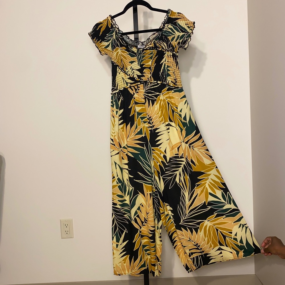 PATRONS OF PEACE Off-Shoulder Smocked Wide Leg Crop Jumpsuit XS Tropical Vacay - Picture 2 of 14